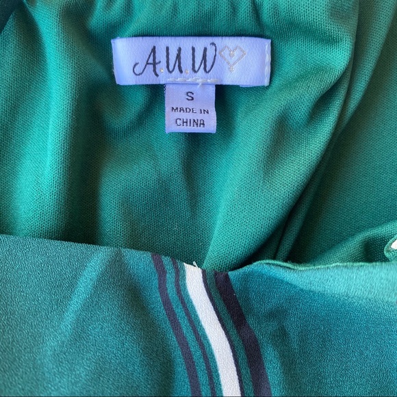 V Neck Jumpsuit - Picture 4 of 4